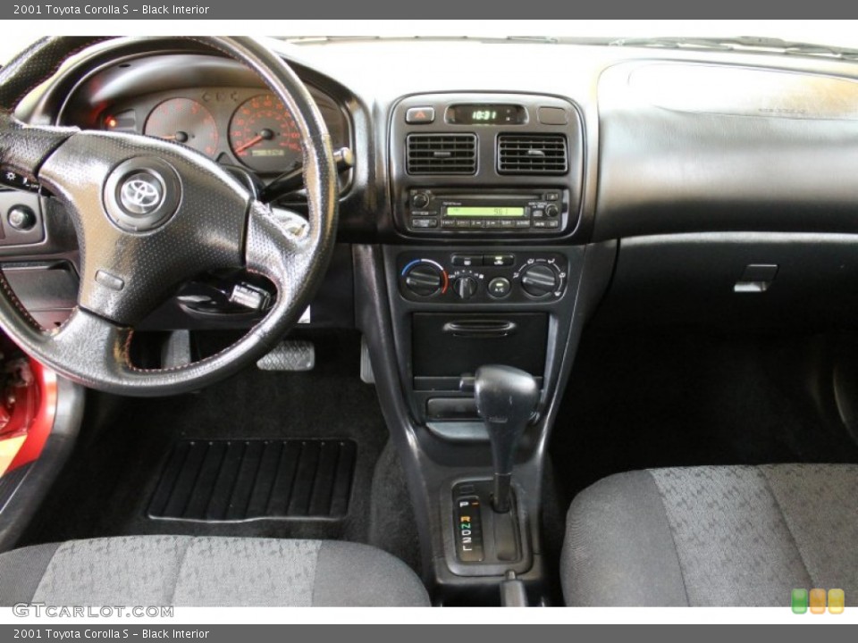Black Interior Photo for the 2001 Toyota Corolla S #51774340