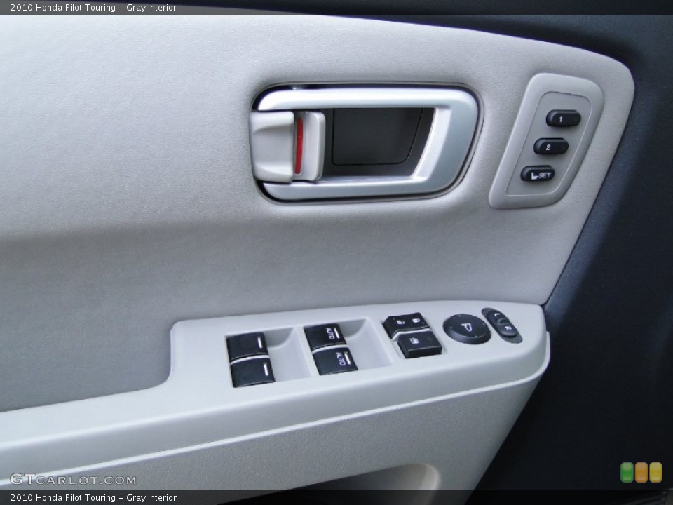 Gray Interior Controls for the 2010 Honda Pilot Touring #51779390