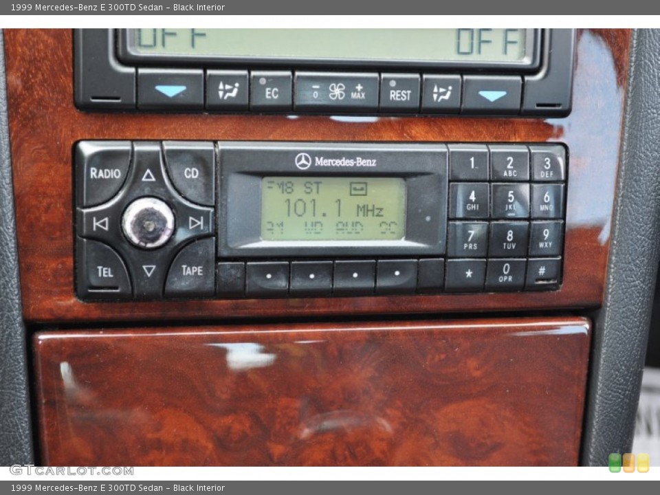 Black Interior Controls for the 1999 Mercedes-Benz E 300TD Sedan #51785753