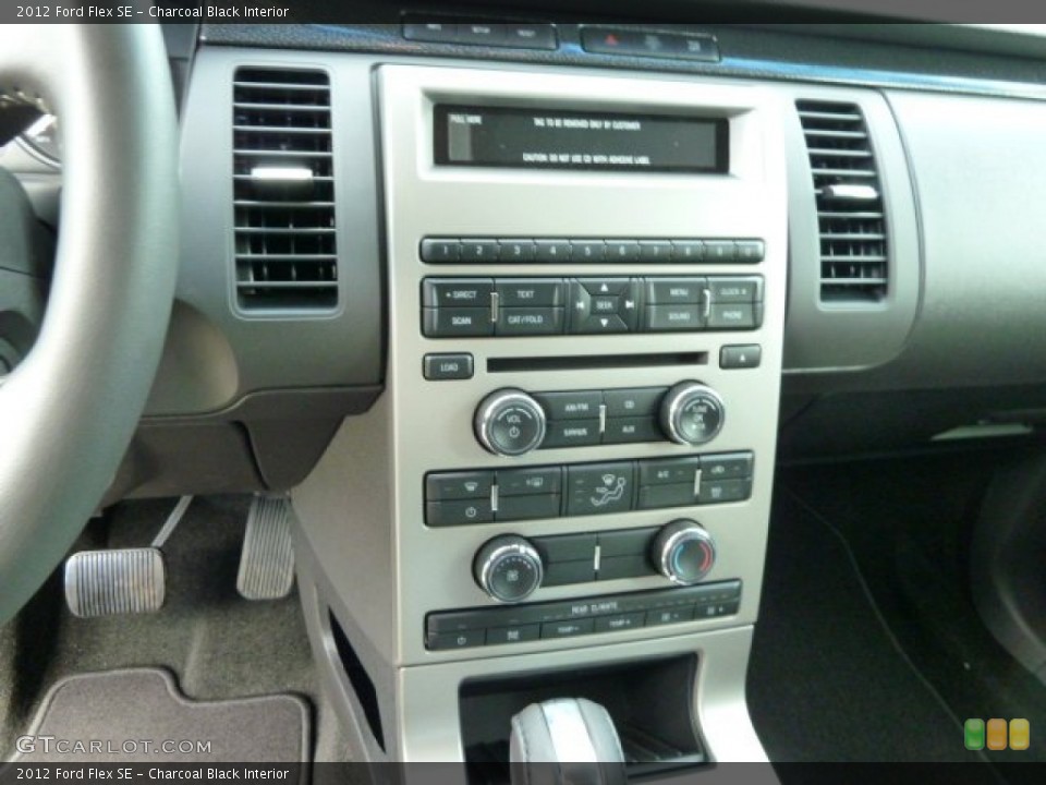 Charcoal Black Interior Controls for the 2012 Ford Flex SE #51792731