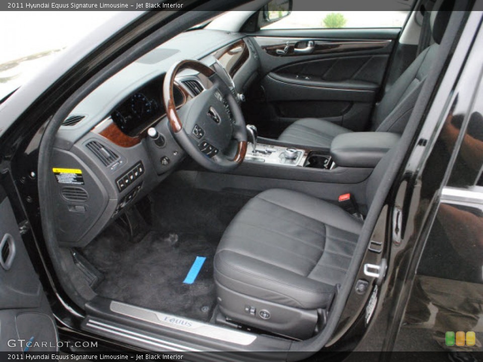 Jet Black Interior Photo for the 2011 Hyundai Equus Signature Limousine #51796928