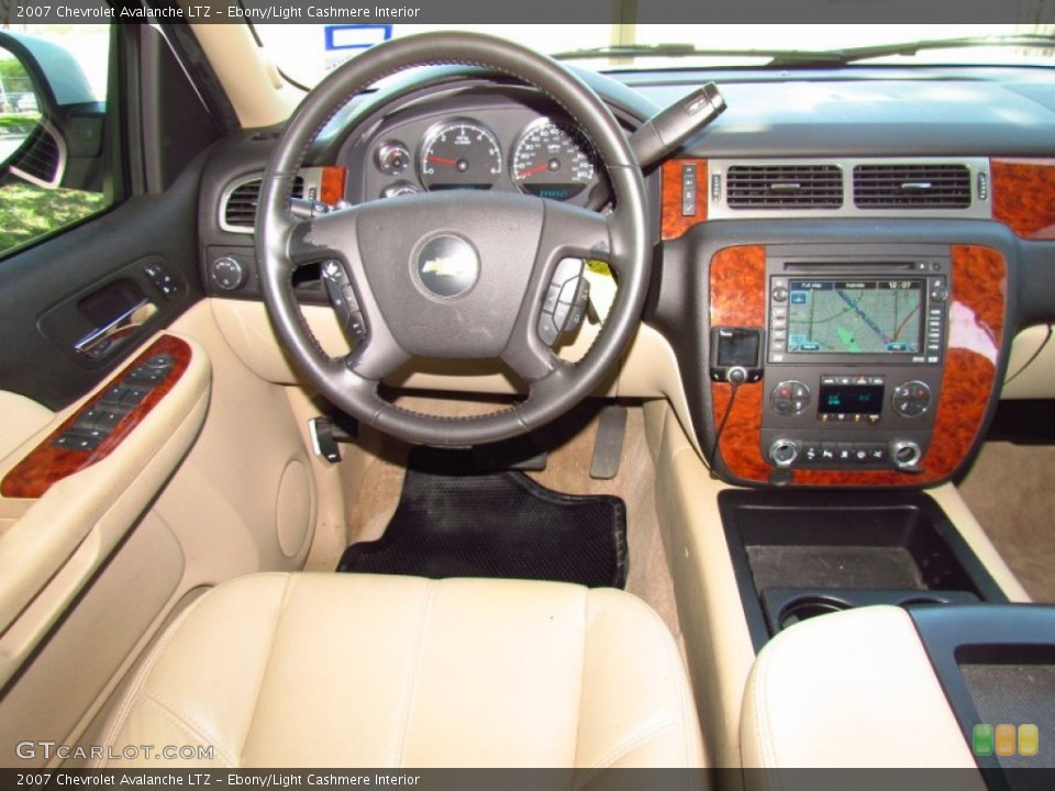 Ebony/Light Cashmere Interior Dashboard for the 2007 Chevrolet Avalanche LTZ #51811313