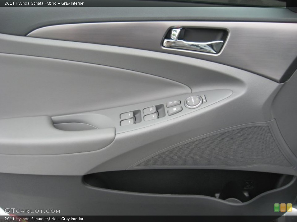 Gray Interior Door Panel for the 2011 Hyundai Sonata Hybrid #51826090