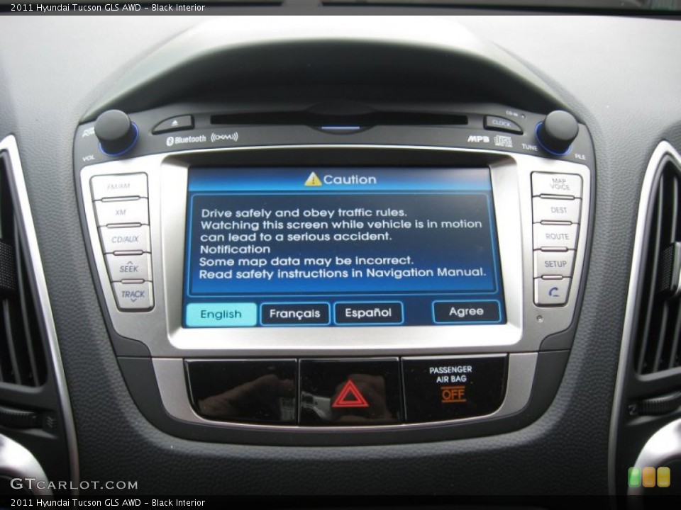 Black Interior Controls for the 2011 Hyundai Tucson GLS AWD #51827893