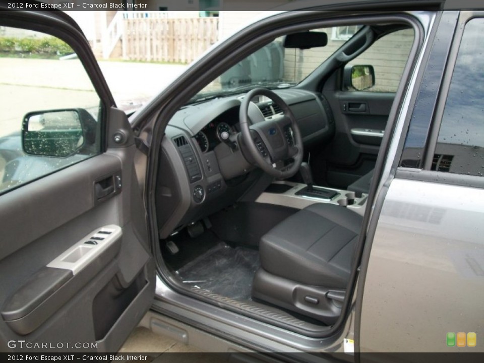 Charcoal Black Interior Photo for the 2012 Ford Escape XLT #51830425