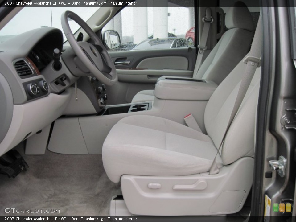 Dark Titanium/Light Titanium Interior Photo for the 2007 Chevrolet Avalanche LT 4WD #51832498