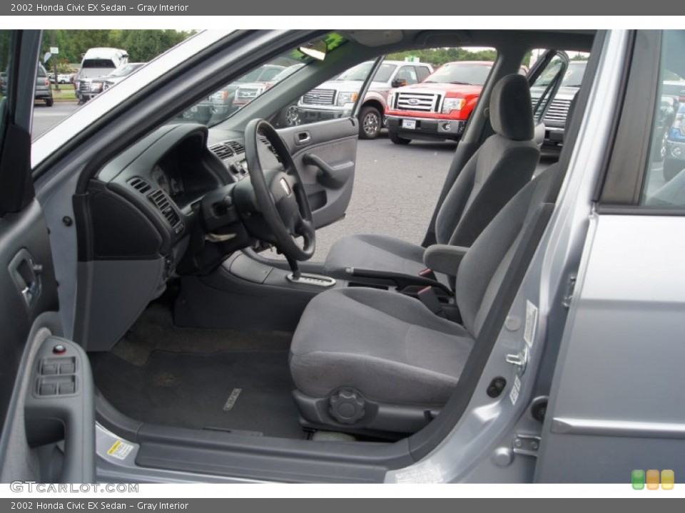 Gray Interior Photo for the 2002 Honda Civic EX Sedan #51835894