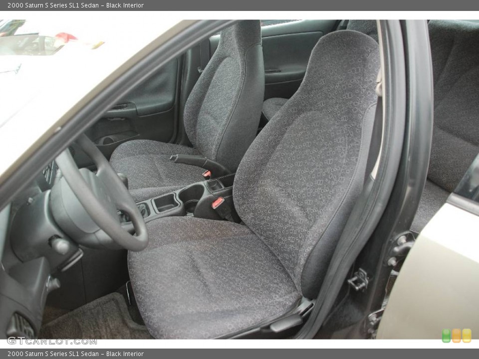 Black Interior Photo for the 2000 Saturn S Series SL1 Sedan #51837181