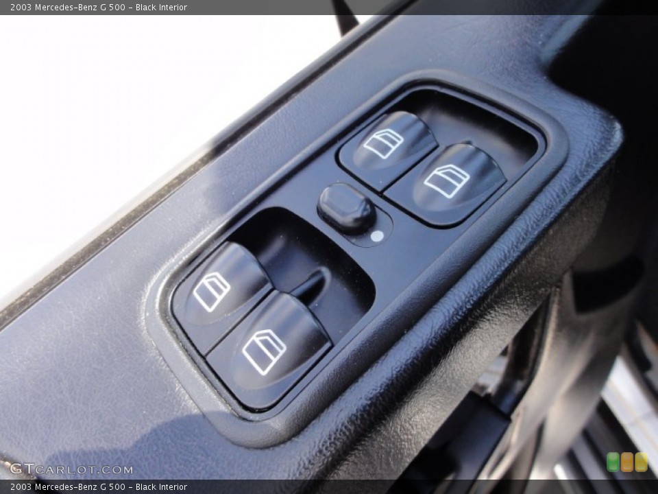 Black Interior Controls for the 2003 Mercedes-Benz G 500 #51850961