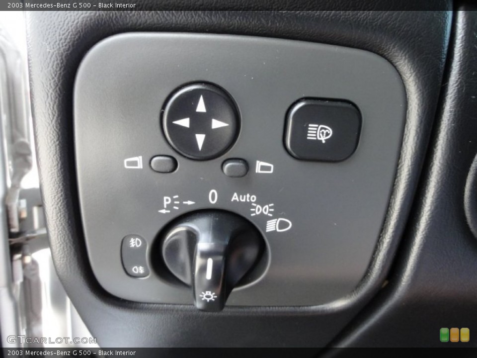 Black Interior Controls for the 2003 Mercedes-Benz G 500 #51851456