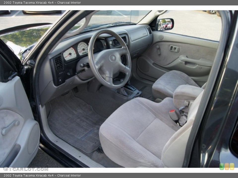 Charcoal Interior Photo for the 2002 Toyota Tacoma Xtracab 4x4 #51858133