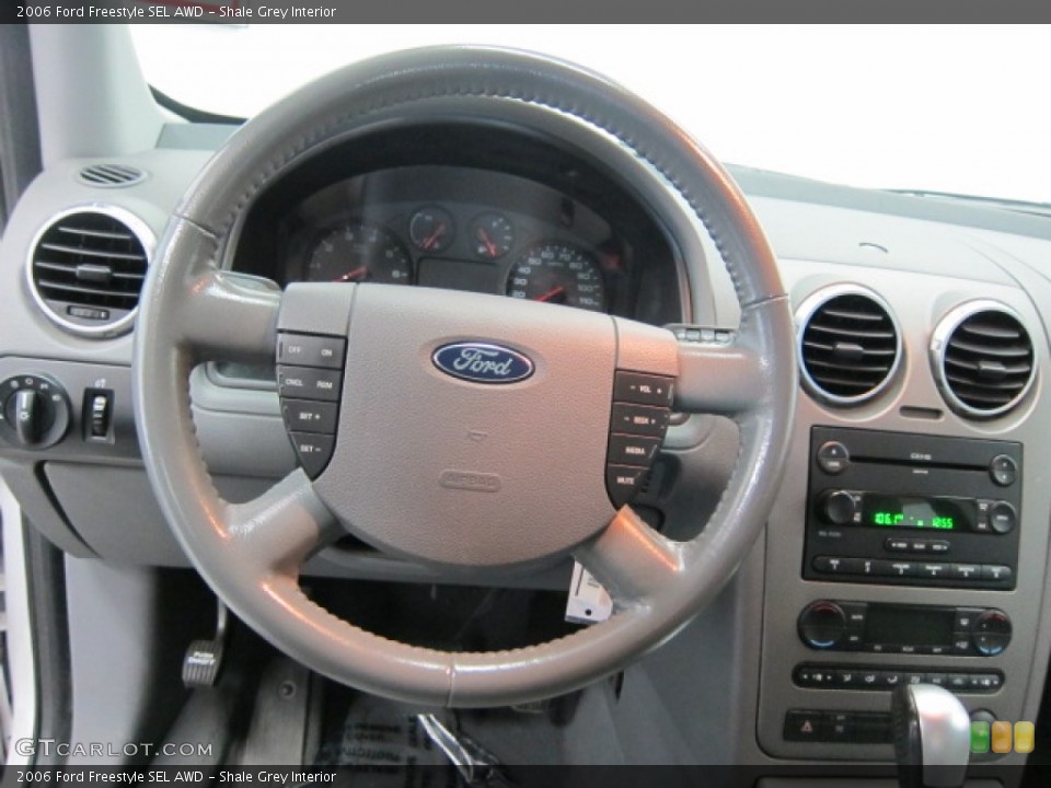 Shale Grey Interior Steering Wheel for the 2006 Ford Freestyle SEL AWD #51861094