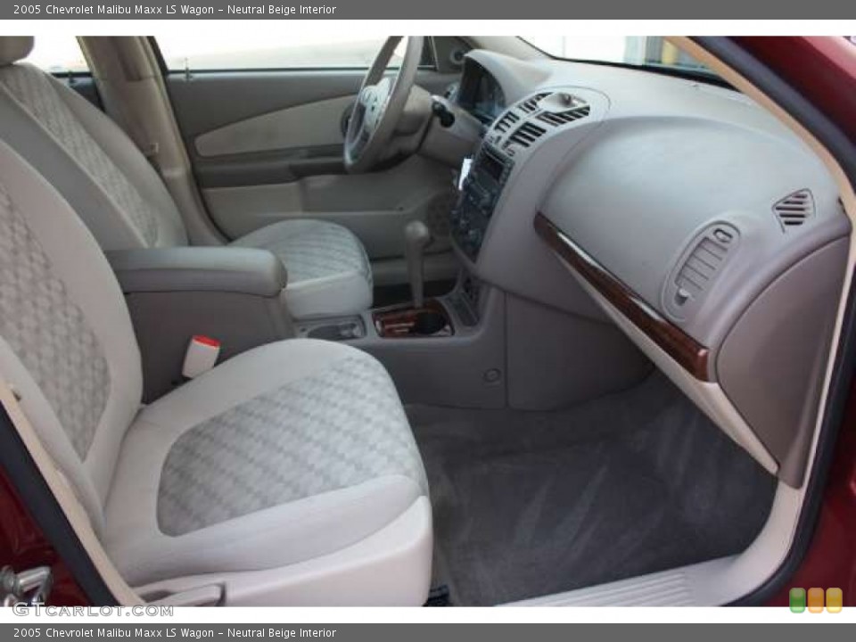 Neutral Beige Interior Photo for the 2005 Chevrolet Malibu Maxx LS Wagon #51863137