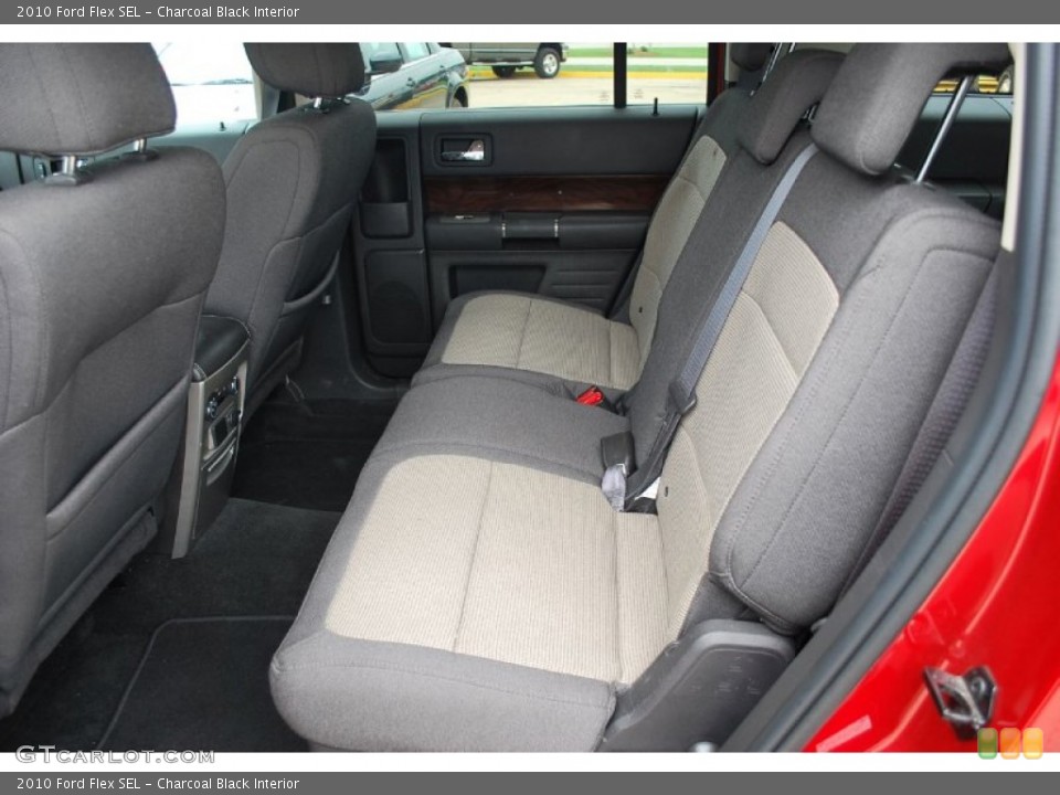Charcoal Black Interior Photo for the 2010 Ford Flex SEL #51865228