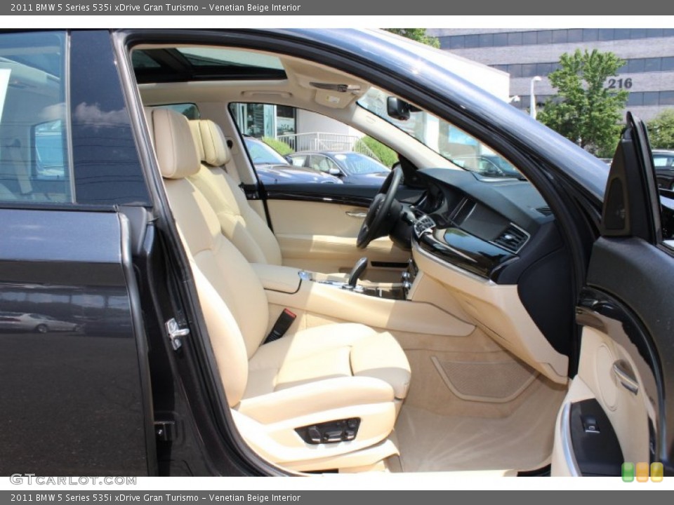 Venetian Beige Interior Photo for the 2011 BMW 5 Series 535i xDrive Gran Turismo #51865894