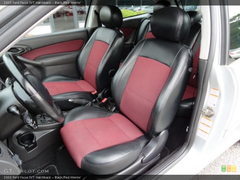 Black/Red Interior Photo for the 2003 Ford Focus SVT Hatchback #51866527