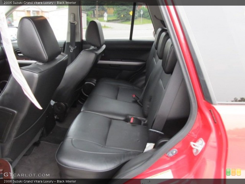 Black Interior Photo for the 2006 Suzuki Grand Vitara Luxury #51877723