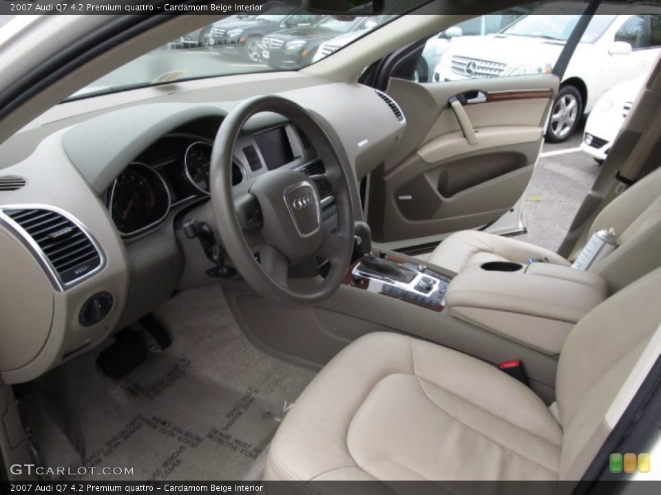 Cardamom Beige Interior Photo for the 2007 Audi Q7 4.2 Premium quattro #51878086