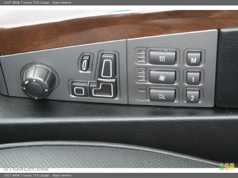 Black Interior Controls for the 2007 BMW 7 Series 750i Sedan #51879311
