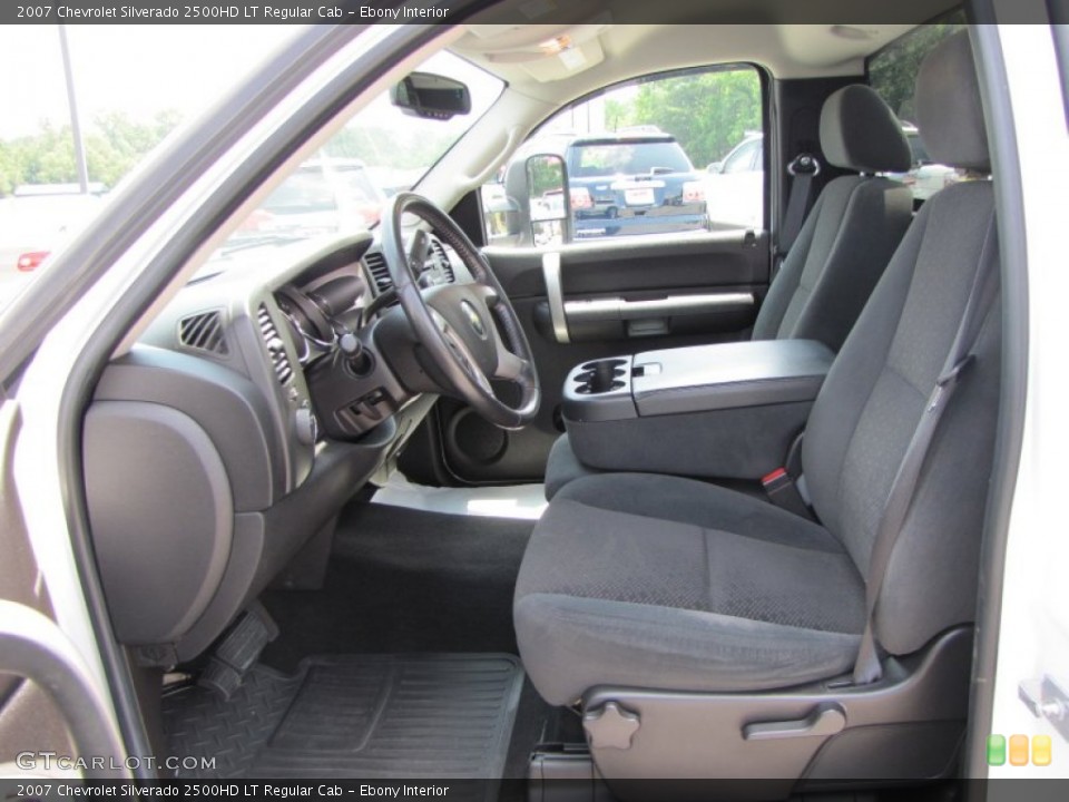 Ebony Interior Photo for the 2007 Chevrolet Silverado 2500HD LT Regular Cab #51881333