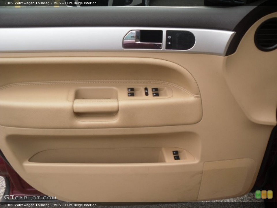 Pure Beige Interior Door Panel for the 2009 Volkswagen Touareg 2 VR6 #51883043