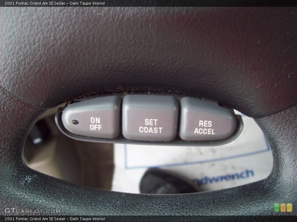 Dark Taupe Interior Controls for the 2001 Pontiac Grand Am SE Sedan #51886448