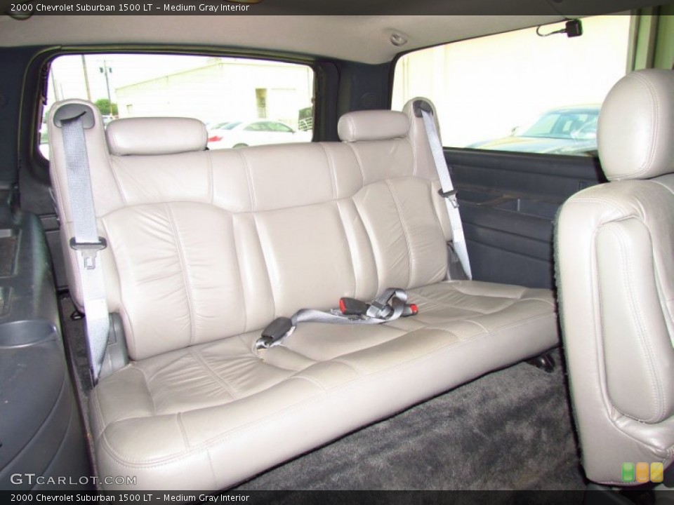 Medium Gray Interior Photo for the 2000 Chevrolet Suburban 1500 LT #51897731