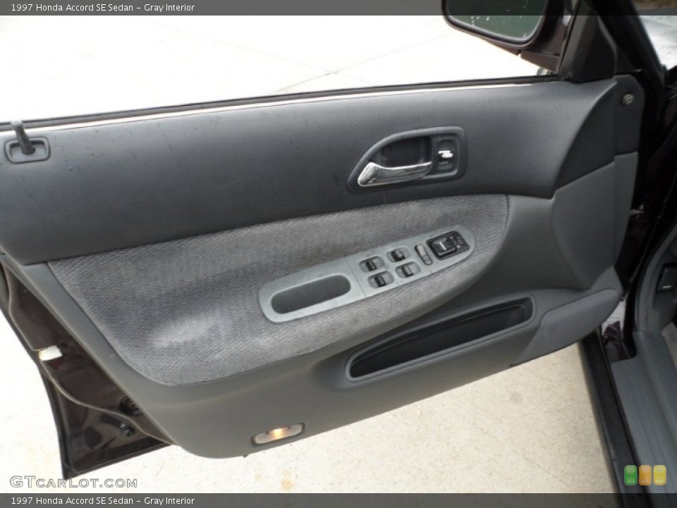 Gray Interior Door Panel for the 1997 Honda Accord SE Sedan #51910910