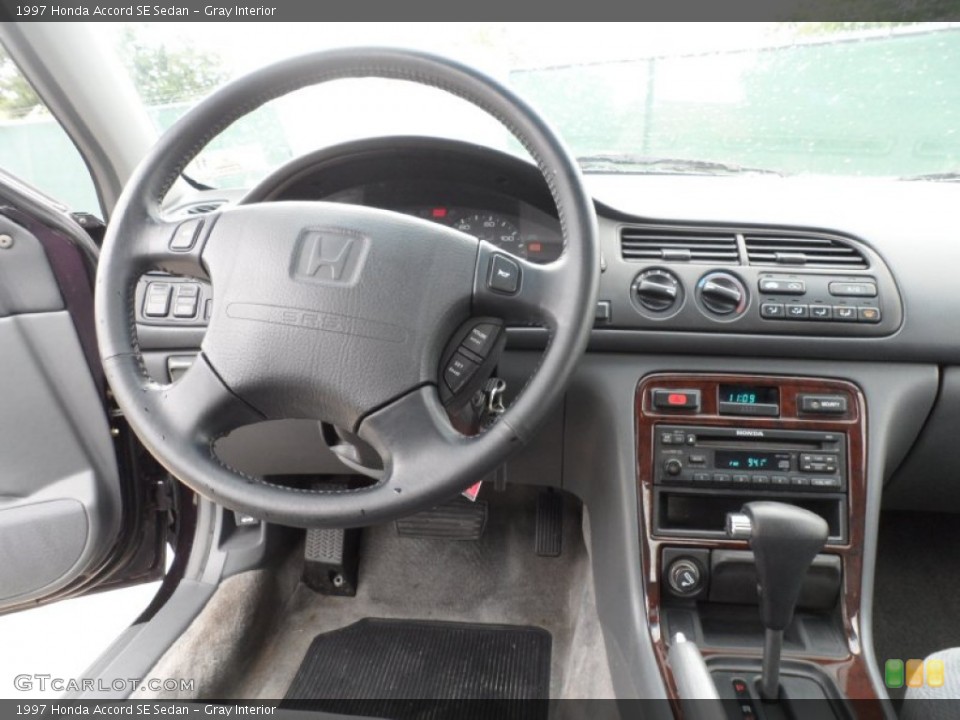 Gray Interior Dashboard for the 1997 Honda Accord SE Sedan #51910982