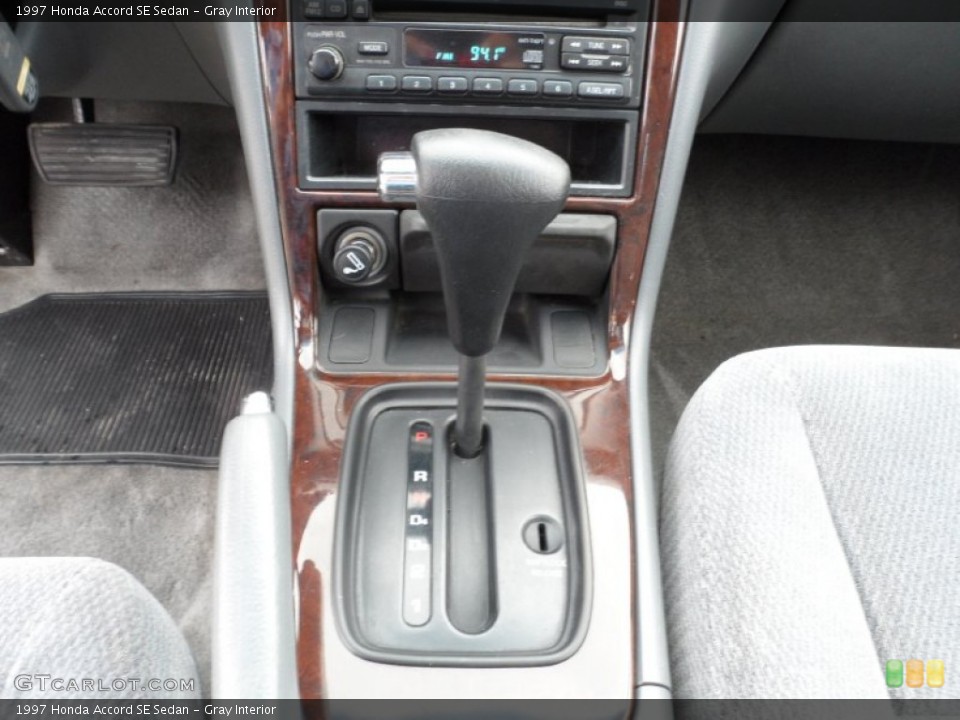 Gray Interior Transmission for the 1997 Honda Accord SE Sedan #51911018