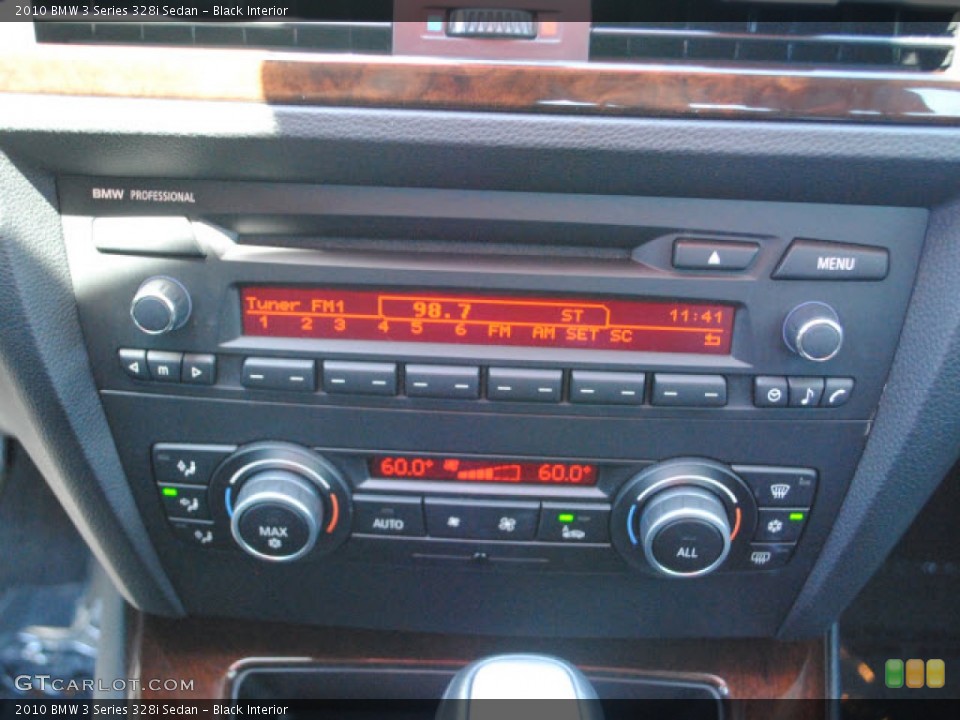 Black Interior Controls for the 2010 BMW 3 Series 328i Sedan #51919568