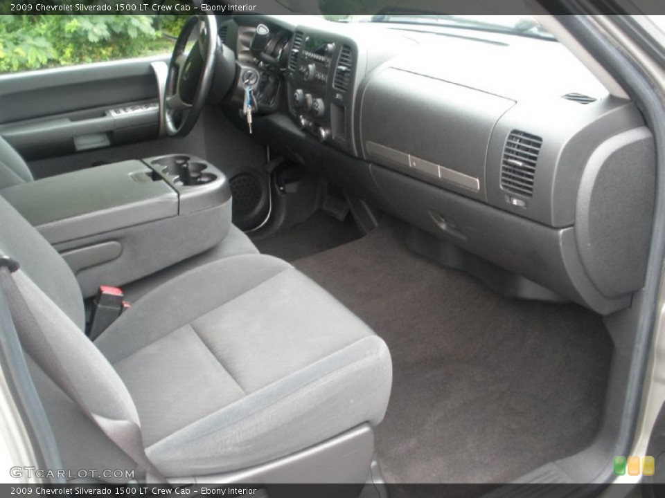 Ebony Interior Photo for the 2009 Chevrolet Silverado 1500 LT Crew Cab #51923450