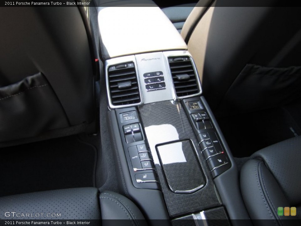 Black Interior Controls for the 2011 Porsche Panamera Turbo #51928608