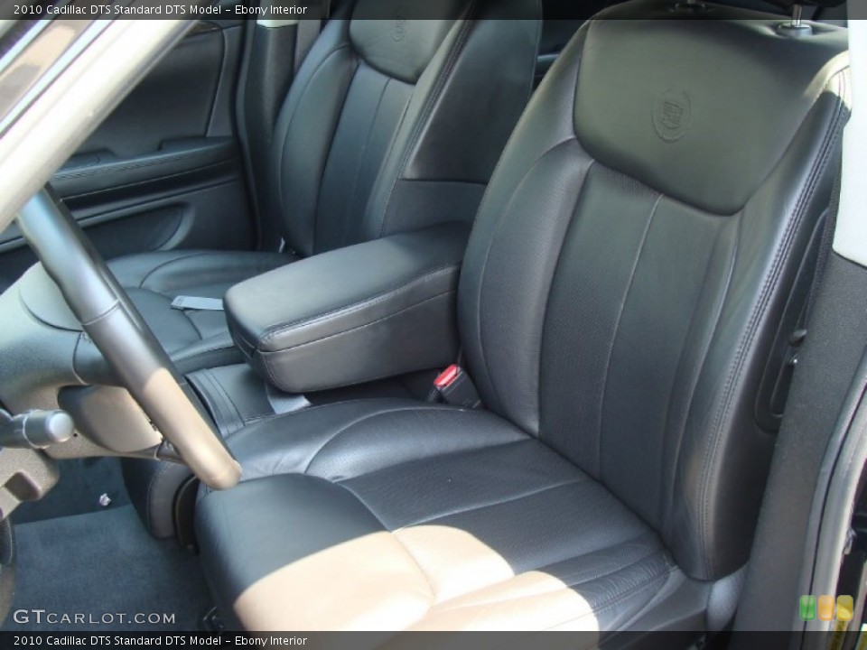 Ebony Interior Photo for the 2010 Cadillac DTS  #51939282