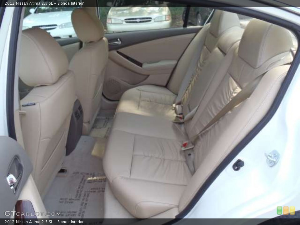 Blonde Interior Photo for the 2012 Nissan Altima 2.5 SL #51944717