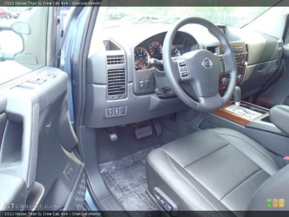 Charcoal Interior Photo for the 2011 Nissan Titan SL Crew Cab 4x4 #51945446