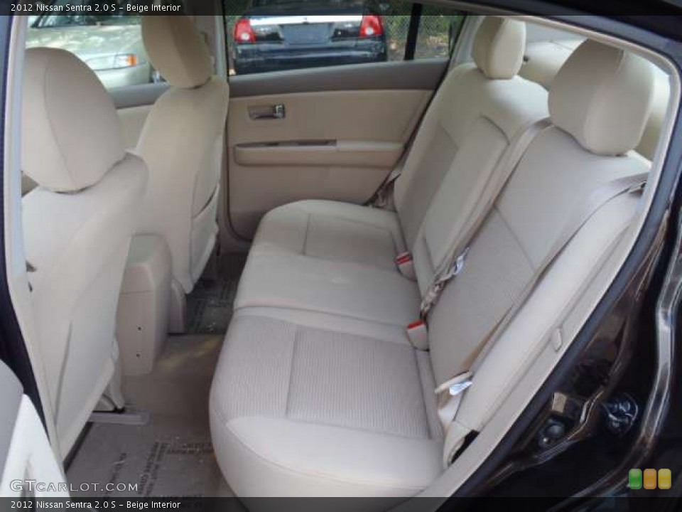 Beige Interior Photo for the 2012 Nissan Sentra 2.0 S #51946334