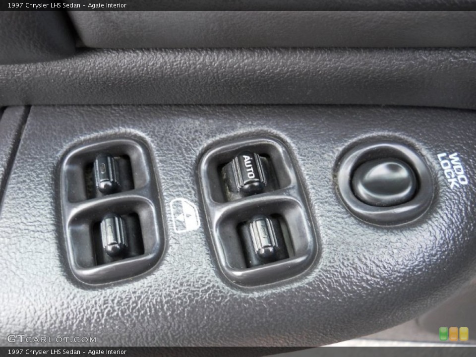 Agate Interior Controls for the 1997 Chrysler LHS Sedan #51951161