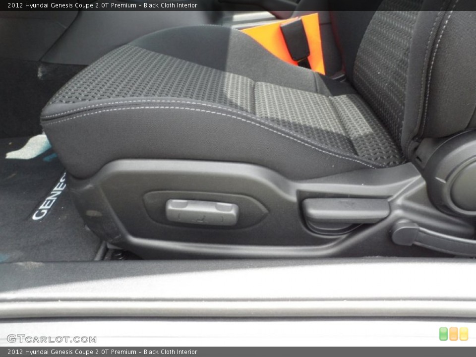 Black Cloth Interior Controls for the 2012 Hyundai Genesis Coupe 2.0T Premium #51951632