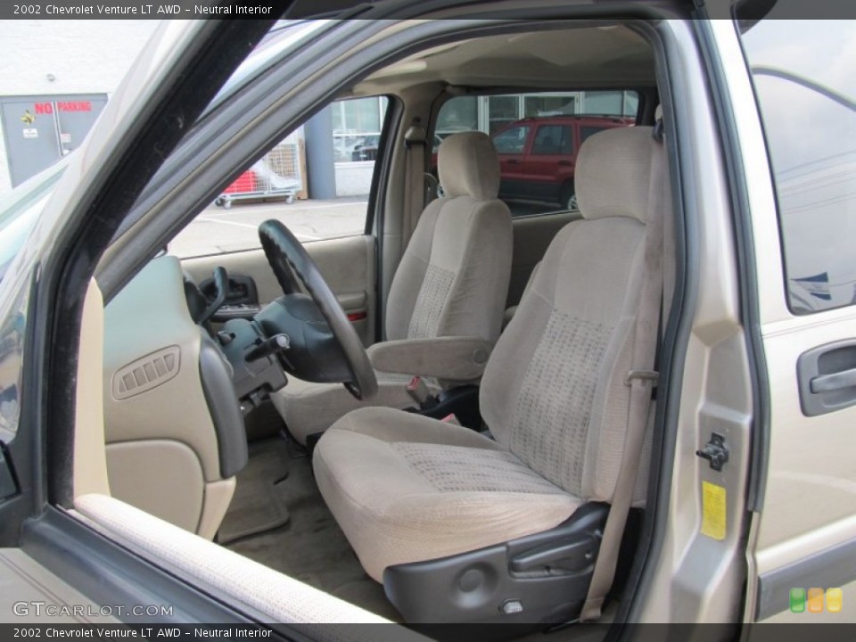 Neutral Interior Photo for the 2002 Chevrolet Venture LT AWD #51952085