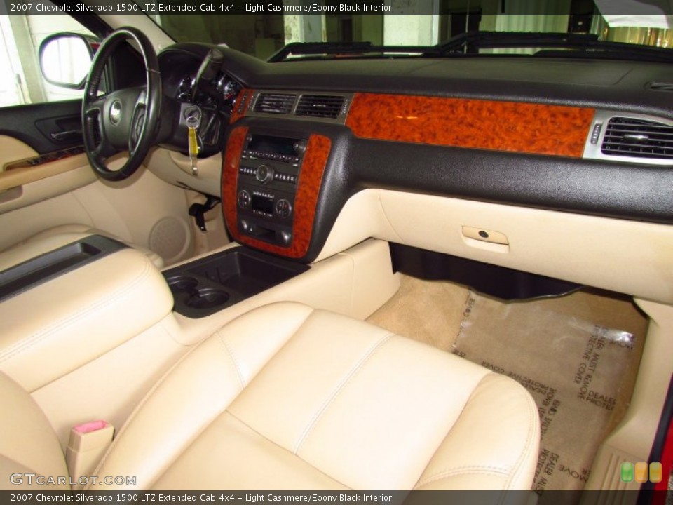 Light Cashmere/Ebony Black Interior Dashboard for the 2007 Chevrolet Silverado 1500 LTZ Extended Cab 4x4 #51952274
