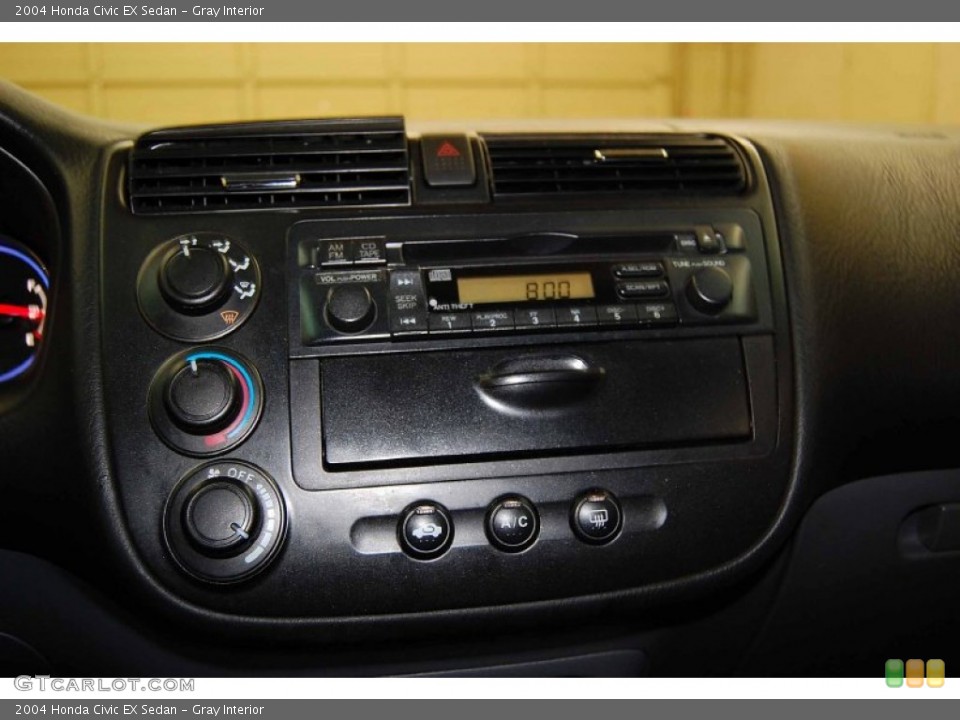 Gray Interior Controls for the 2004 Honda Civic EX Sedan #51955295