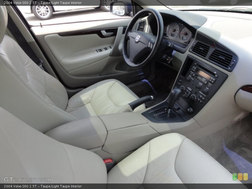Taupe/Light Taupe Interior Photo for the 2004 Volvo S60 2.5T #51959462