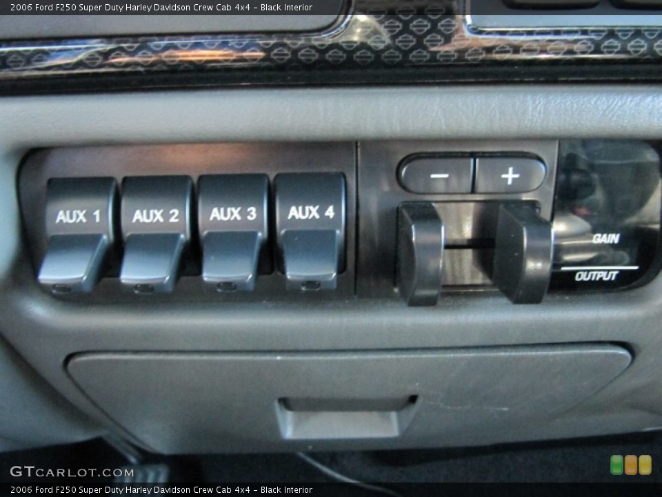 Black Interior Controls for the 2006 Ford F250 Super Duty Harley Davidson Crew Cab 4x4 #51963578