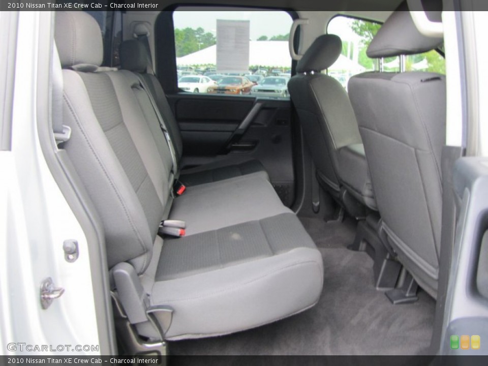 Charcoal Interior Photo for the 2010 Nissan Titan XE Crew Cab #51972452