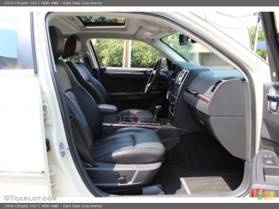 Dark Slate Gray Interior Photo for the 2009 Chrysler 300 C HEMI AWD #51972830