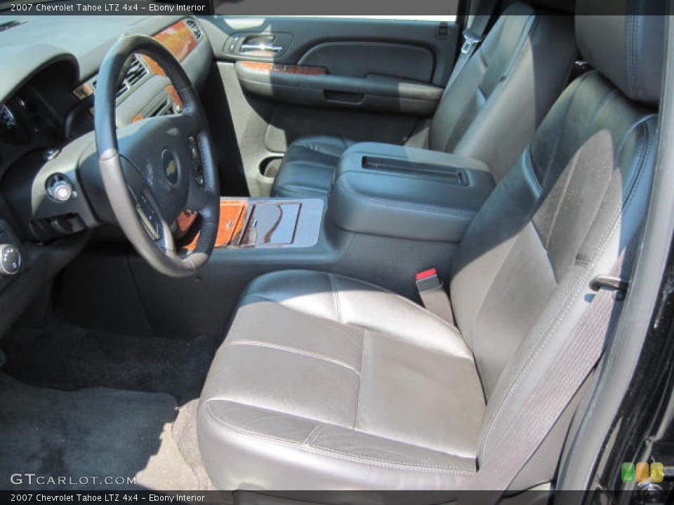 Ebony Interior Photo for the 2007 Chevrolet Tahoe LTZ 4x4 #51973319
