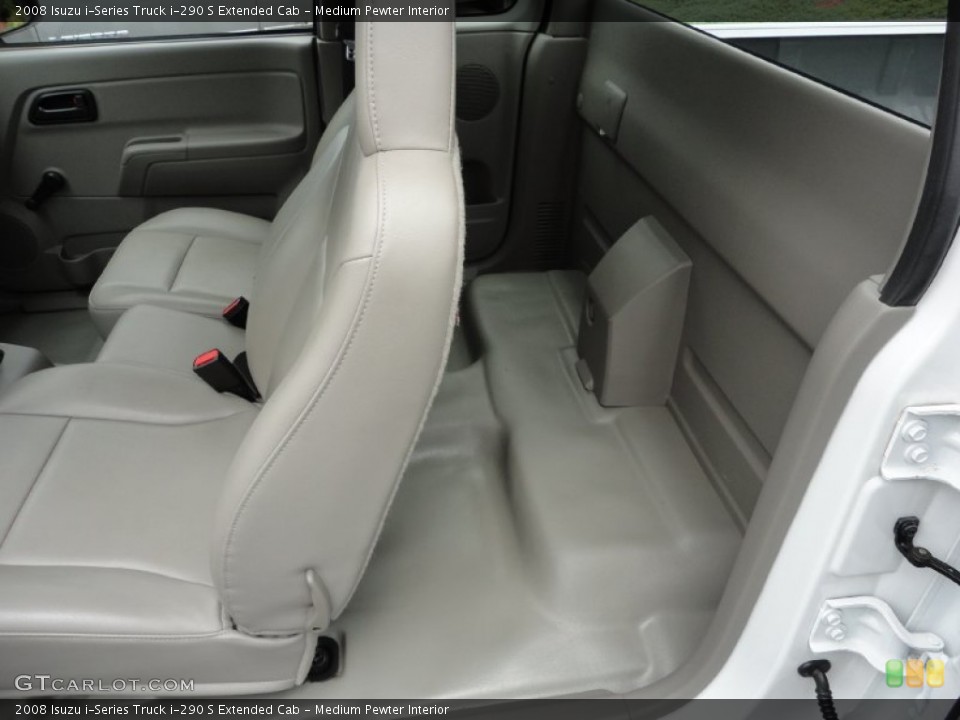 Medium Pewter Interior Photo for the 2008 Isuzu i-Series Truck i-290 S Extended Cab #51977453