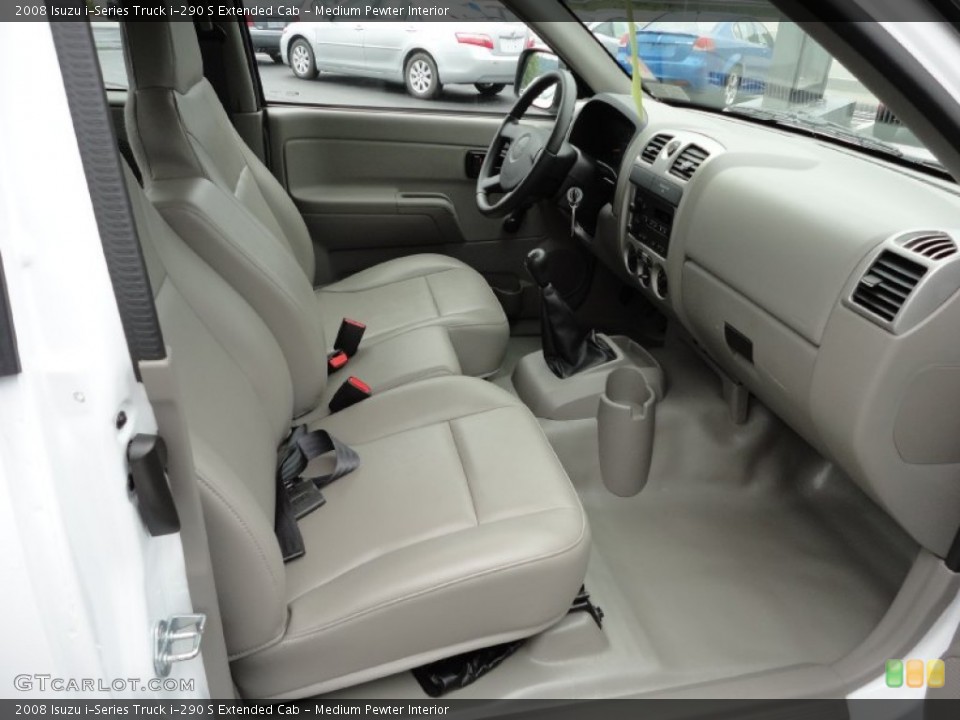 Medium Pewter Interior Photo for the 2008 Isuzu i-Series Truck i-290 S Extended Cab #51977573