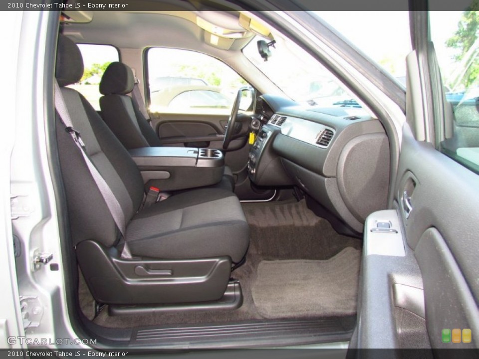 Ebony Interior Photo for the 2010 Chevrolet Tahoe LS #51980354